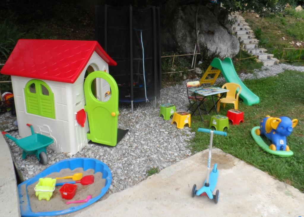 Pataki Guesthouse Petrovac Kültér fotó
