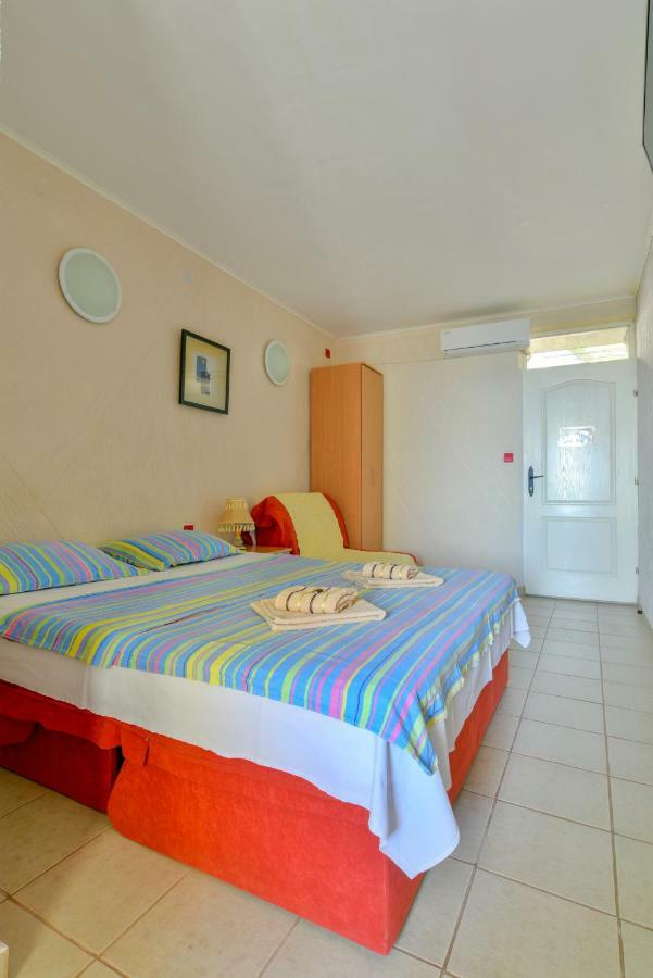 Pataki Guesthouse Petrovac Kültér fotó